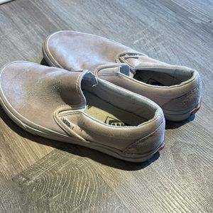 Pink slip on Vans US 7.5